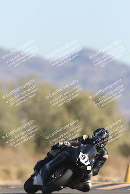 media/Oct-30-2025-Racers Edge (Thu) [[dabbdaf680]]/2-A Group/Session 5 (Turn 7)/